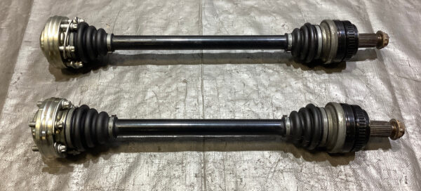 2012-2016 BMW E89 Z4 sDrive28i Rear Axles CV Shafts / Pair / 82K Z4907