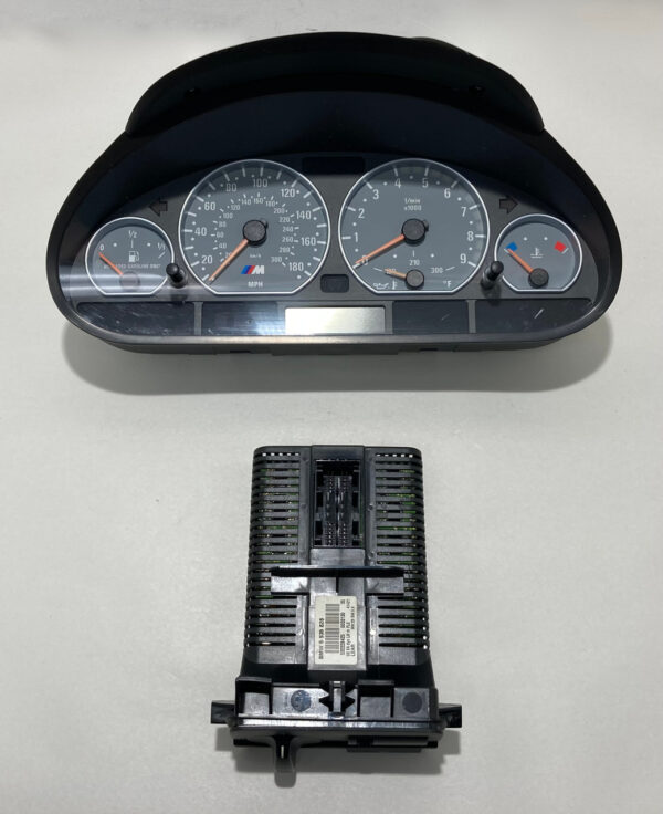 2001-2006 E46 BMW M3 Instrument Gauge Cluster w/ Headlight Switch / Manual / 7834419 / 161K M3017