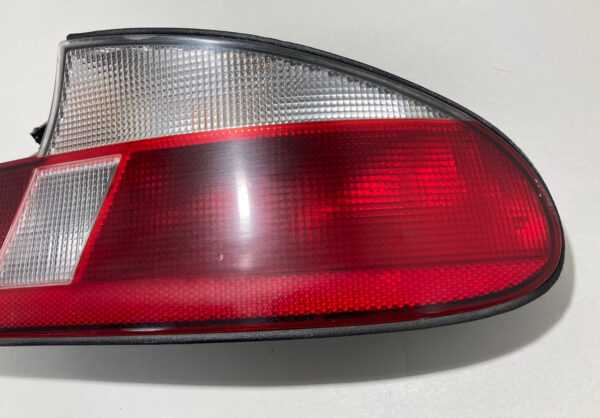 1999-2002 BMW Z3 Roadster Passenger Side Tail Light / Z3034