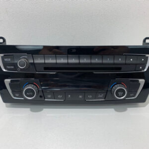 2014-2018 BMW F22 2 Series Radio / Climate Control Switches / Trim / B2003