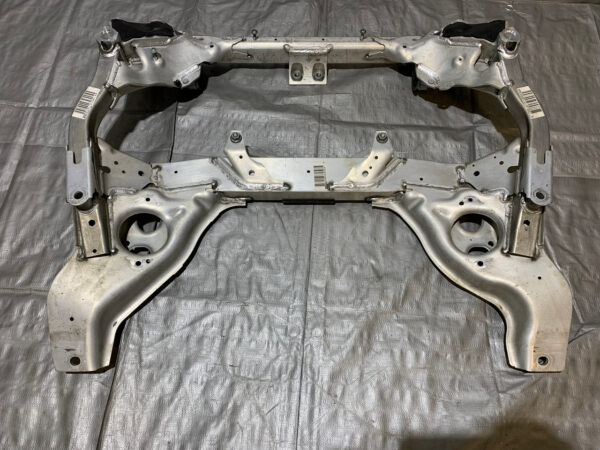 2009-2016 BMW E89 Z4 Front Subframe Crossmember Assembly / 96k / Z4906
