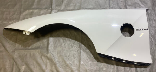 2003-2008 E85 E86 BMW Z4 Driver Side Front Fender Panel / Alpine White 3 Z4056