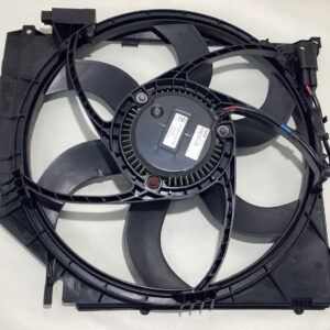 2003-2008 BMW Z4 Radiator Cooling Fan w/ Shroud / OEM / 67326925702 / 92K Z4055