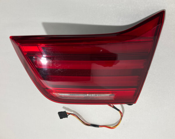 2018-2019 F82 BMW M4 Coupe Passenger Side DEPO Inner Reverse Tail Light / F8M04