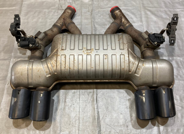 2015-2020 F80 F82 BMW M3 M4 OEM Valved Exhaust Muffler w/ Tips / F8M04