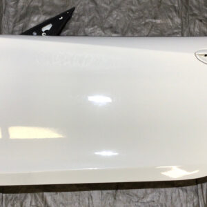 2009-2016 BMW E89 Z4 Driver Side Door Shell Assembly / Alpine White 3 Z4907