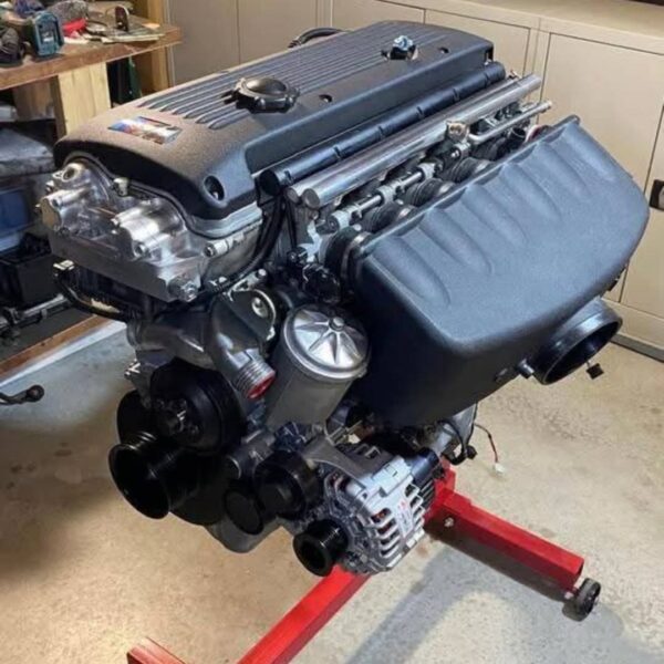 BMW S54B32 engine